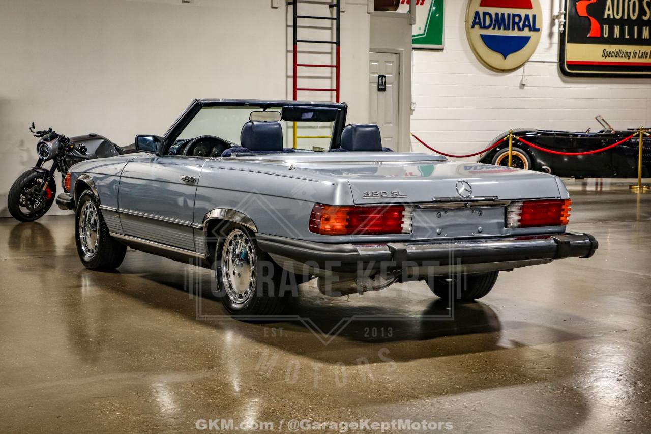1983 Mercedes - Benz 380-Class