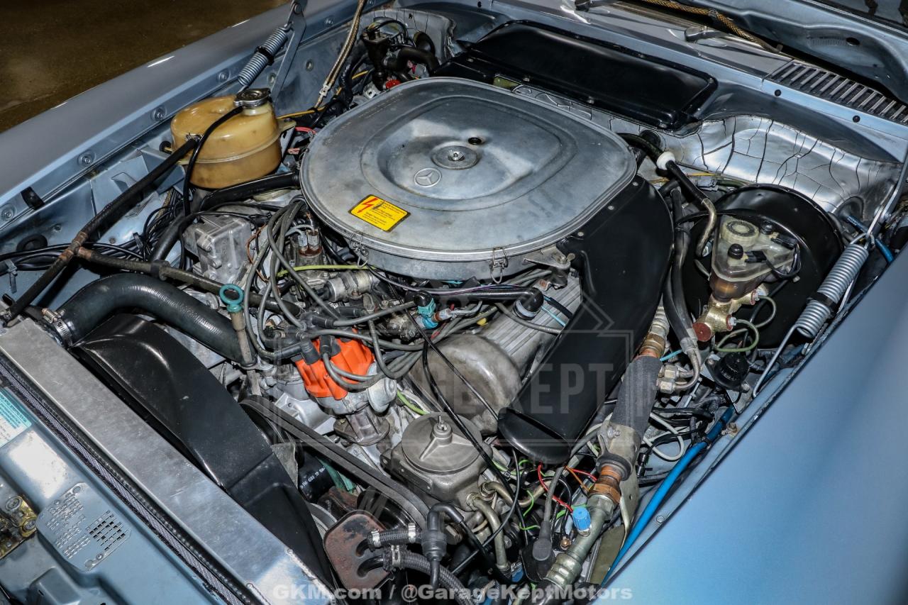 1983 Mercedes - Benz 380-Class