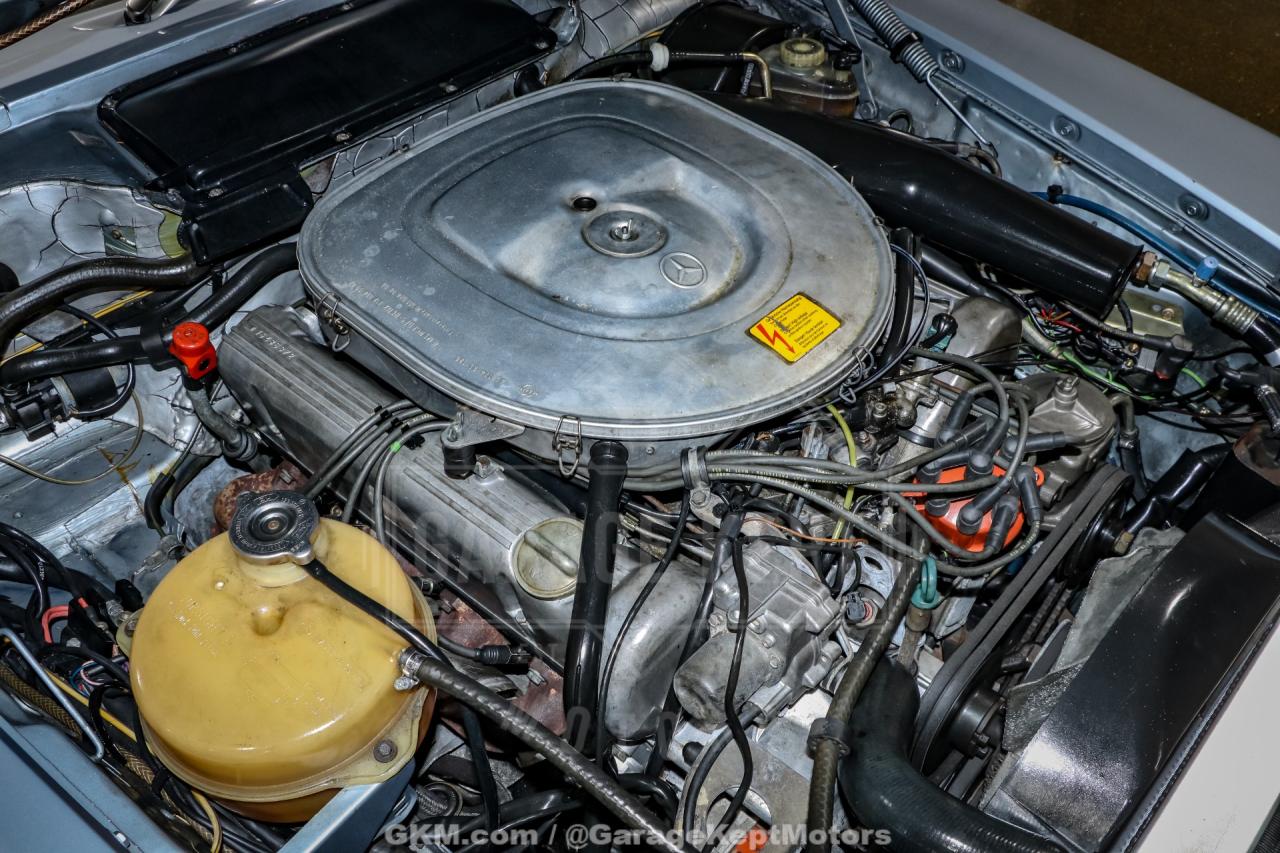 1983 Mercedes - Benz 380-Class