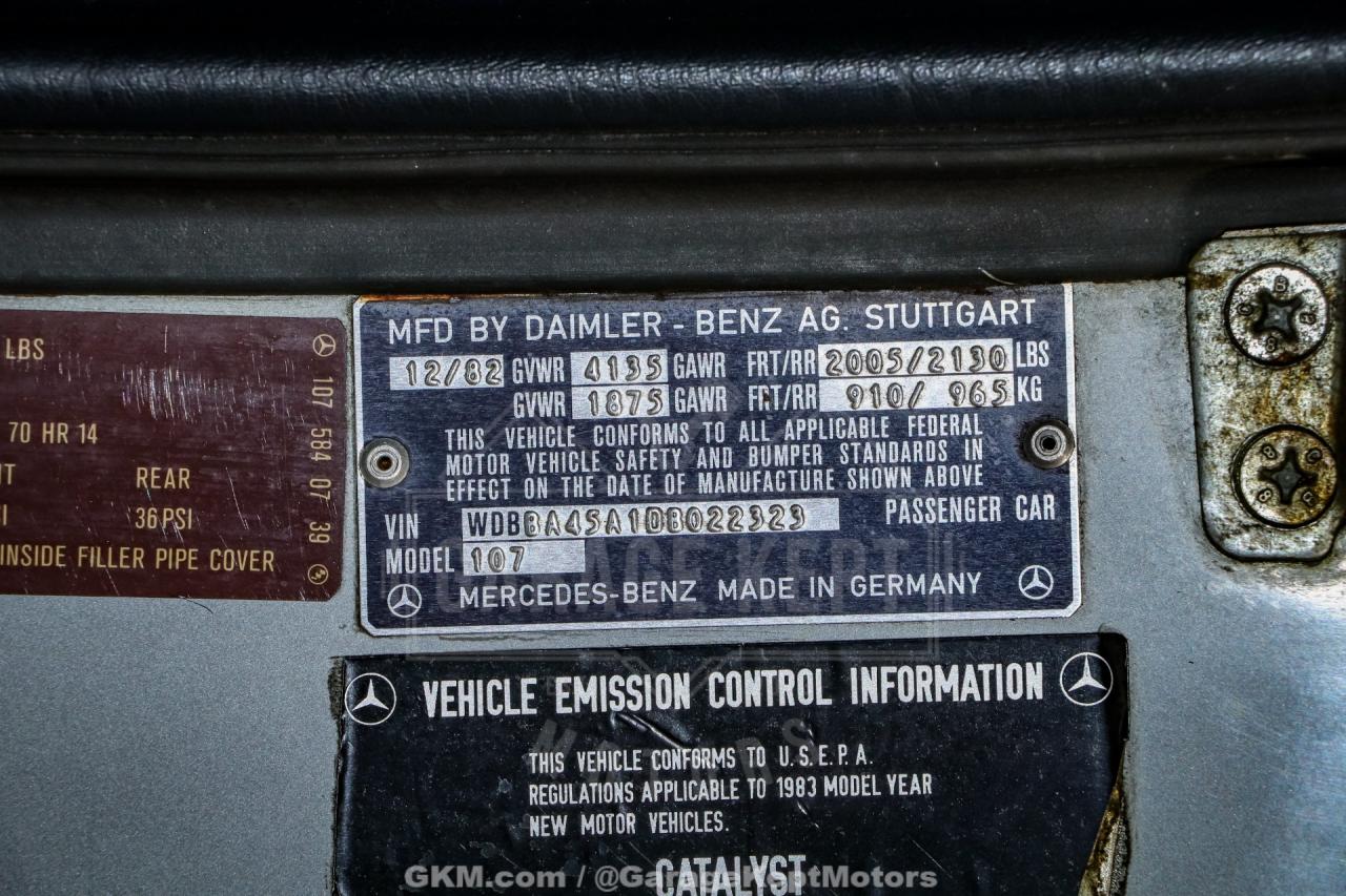 1983 Mercedes - Benz 380-Class