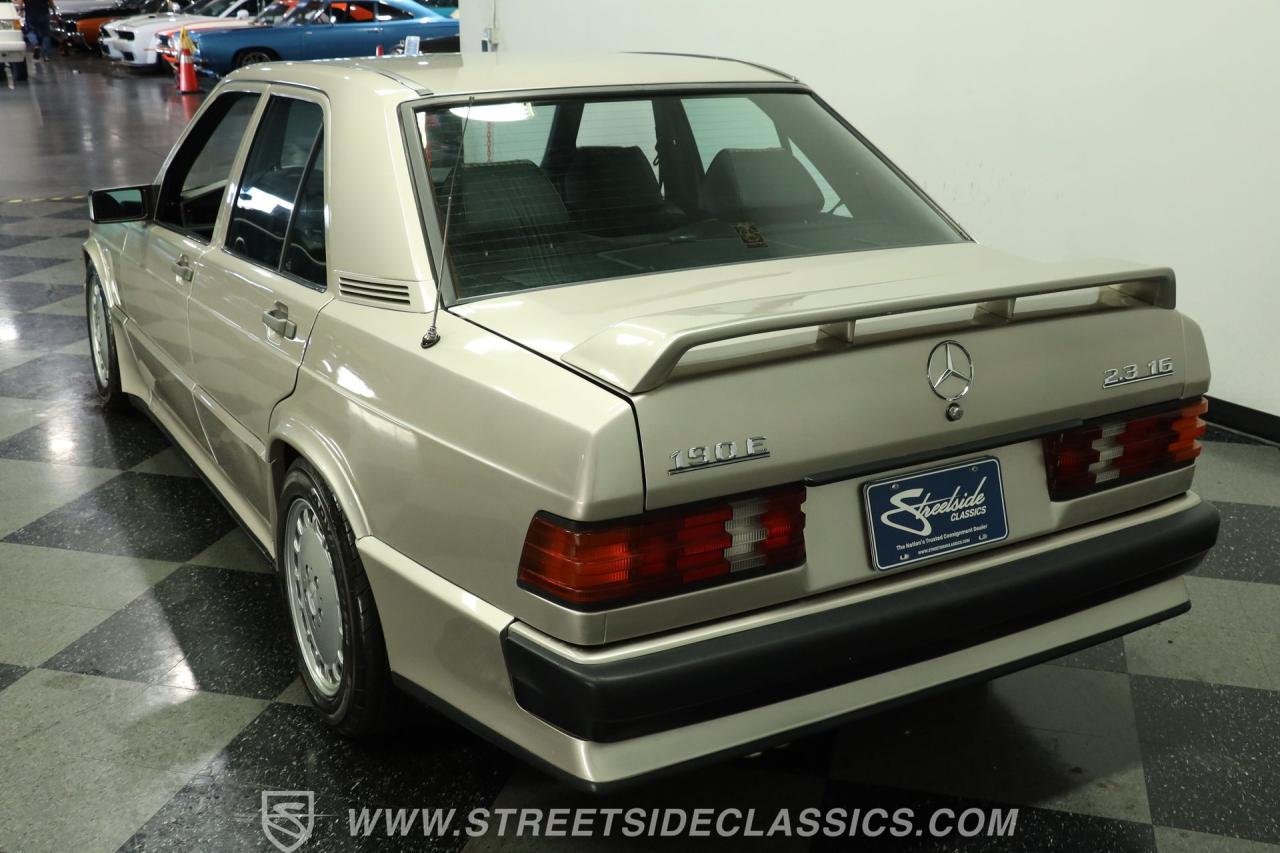 1985 Mercedes - Benz 190E