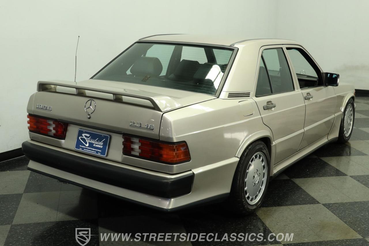 1985 Mercedes - Benz 190E