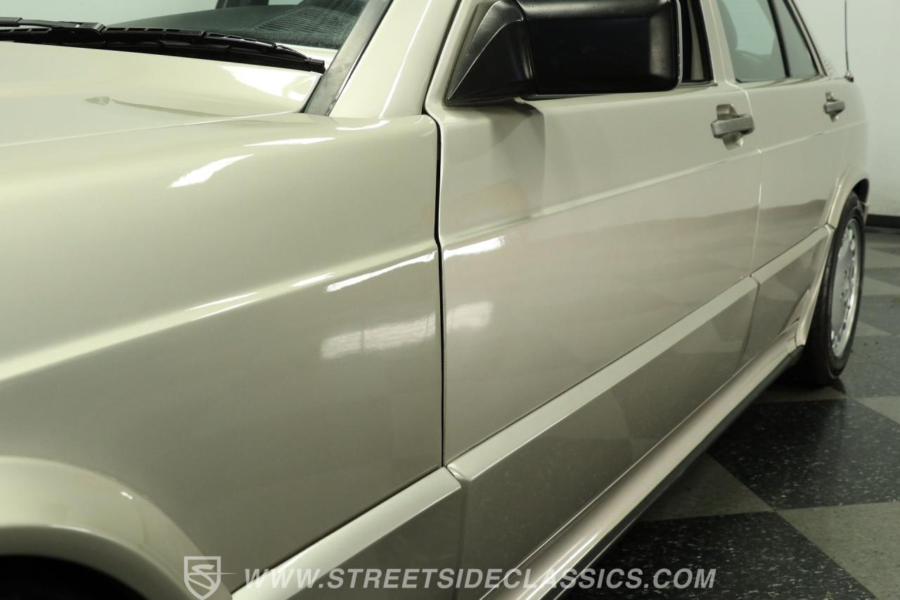 1985 Mercedes - Benz 190E