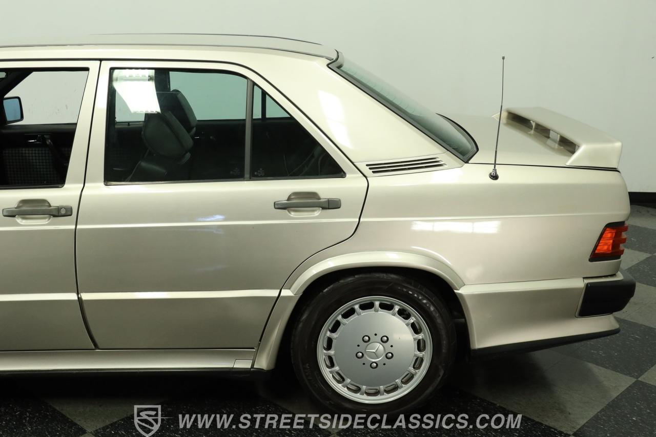 1985 Mercedes - Benz 190E