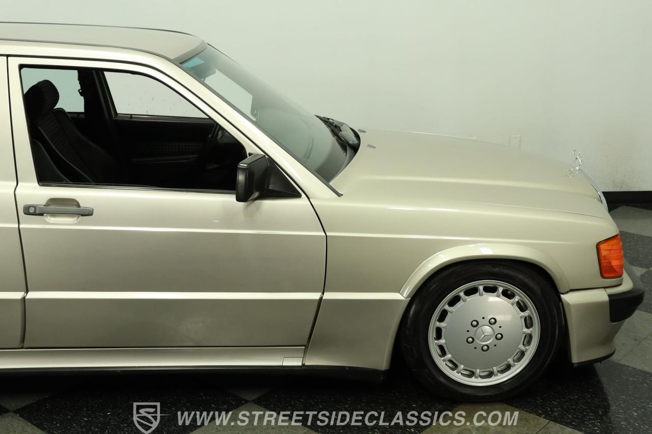 1985 Mercedes - Benz 190E