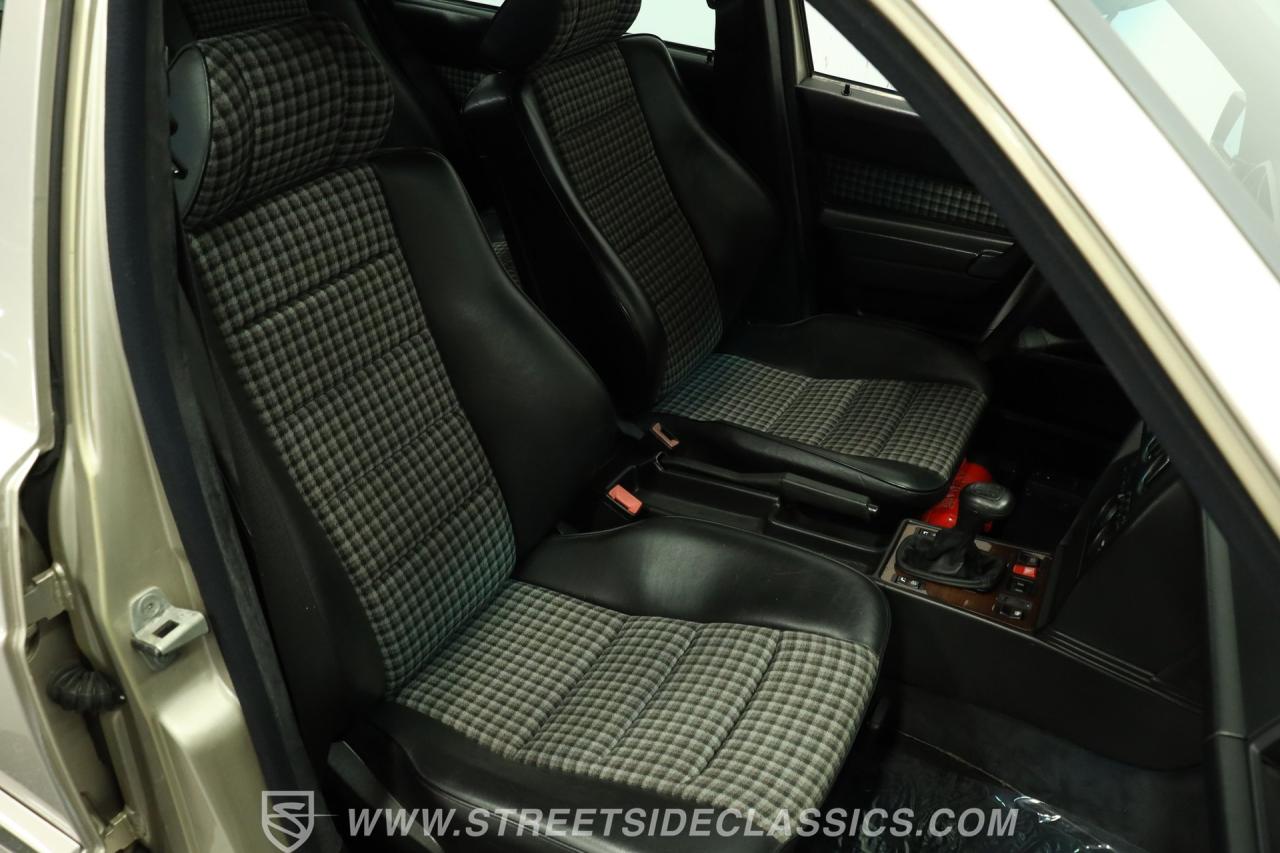 1985 Mercedes - Benz 190E