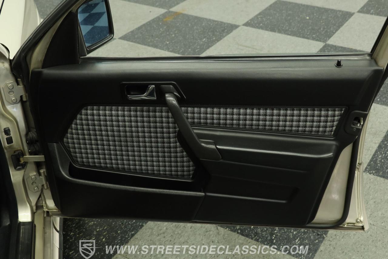 1985 Mercedes - Benz 190E
