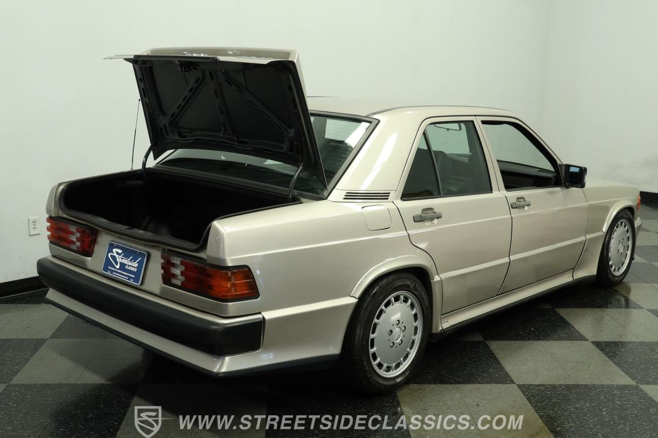 1985 Mercedes - Benz 190E