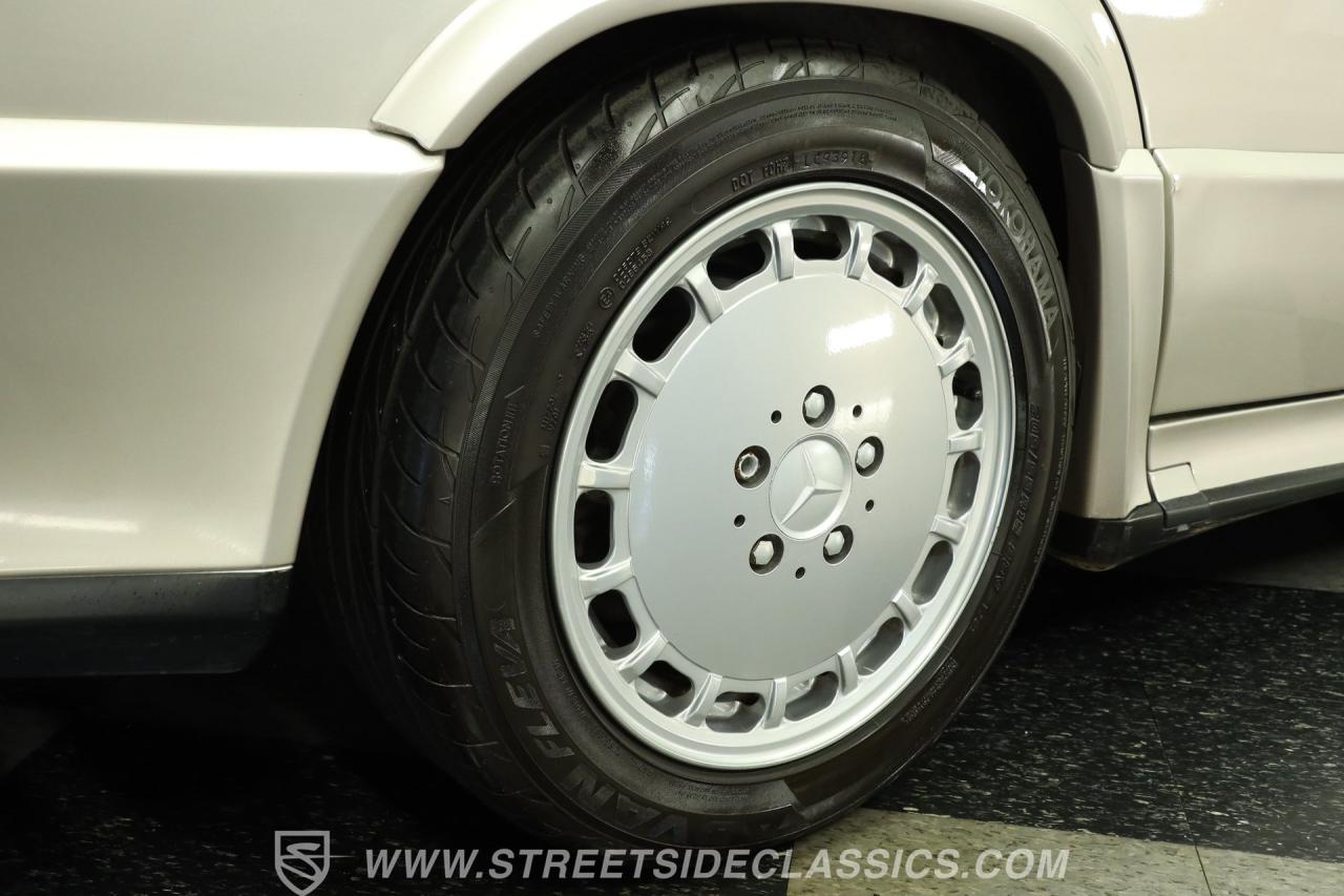 1985 Mercedes - Benz 190E