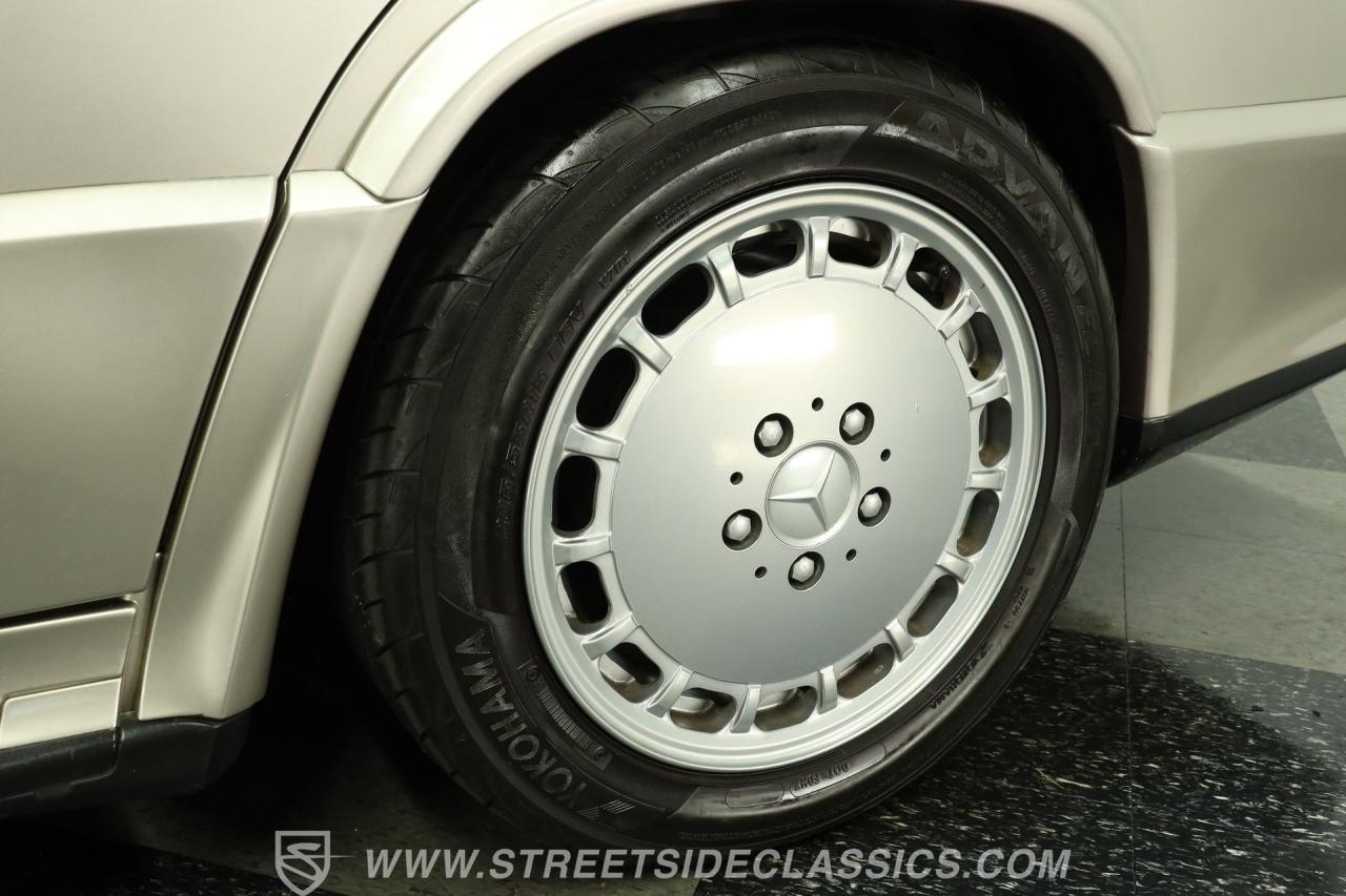 1985 Mercedes - Benz 190E