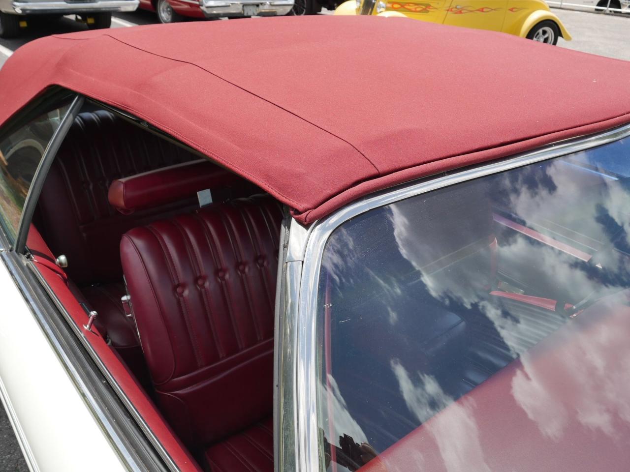 1975 Oldsmobile Delta 88 Royale Convertible