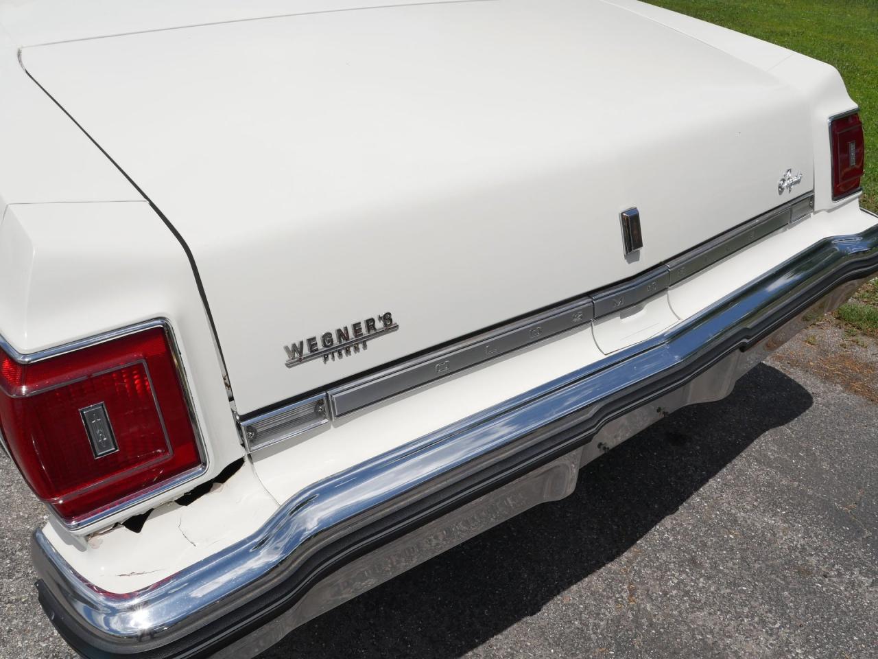 1975 Oldsmobile Delta 88 Royale Convertible