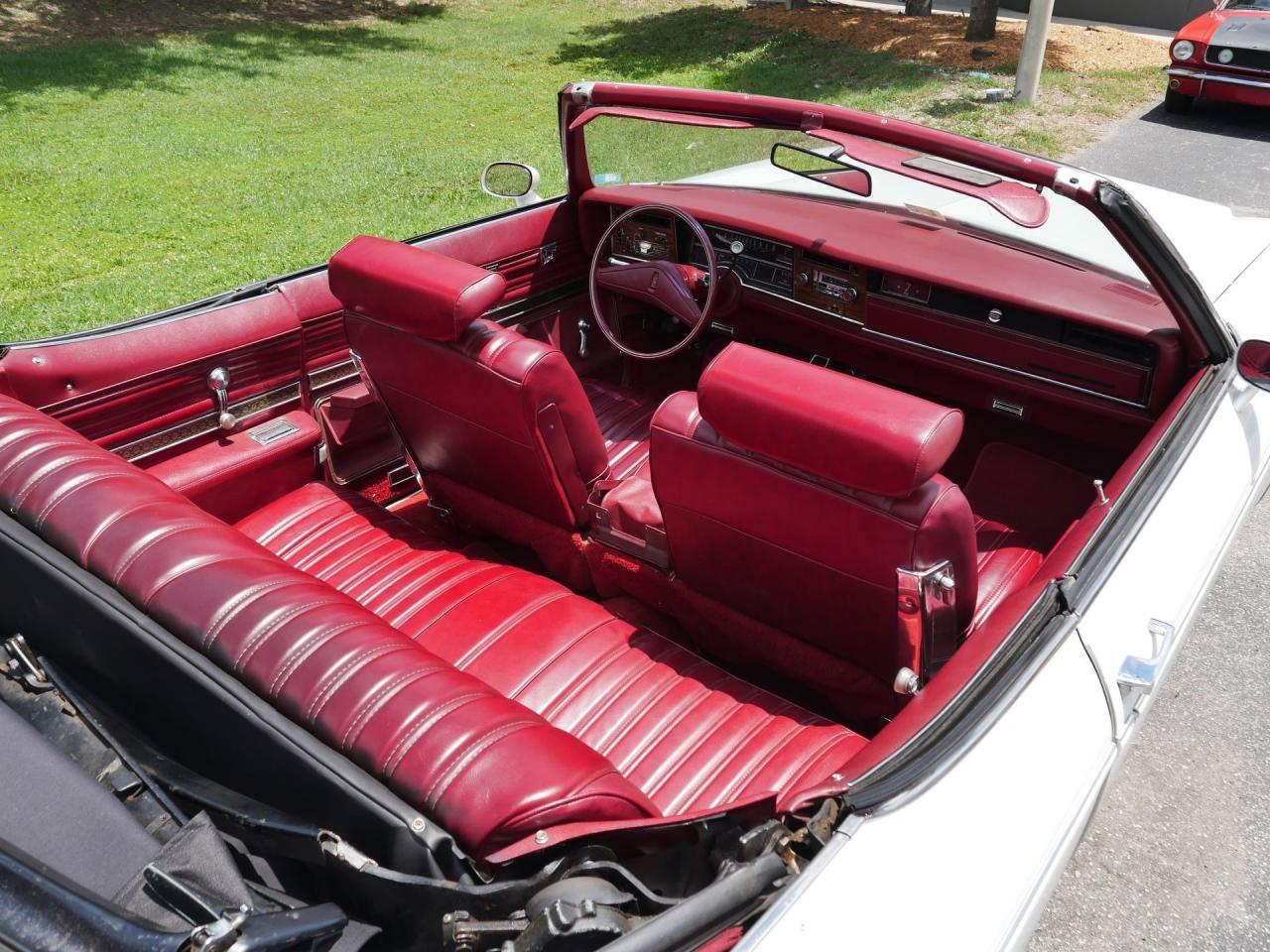 1975 Oldsmobile Delta 88 Royale Convertible