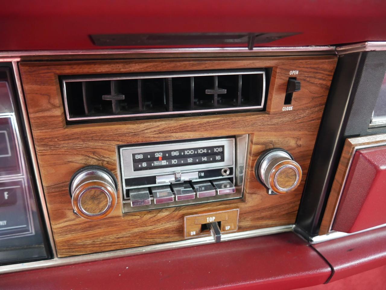 1975 Oldsmobile Delta 88 Royale Convertible