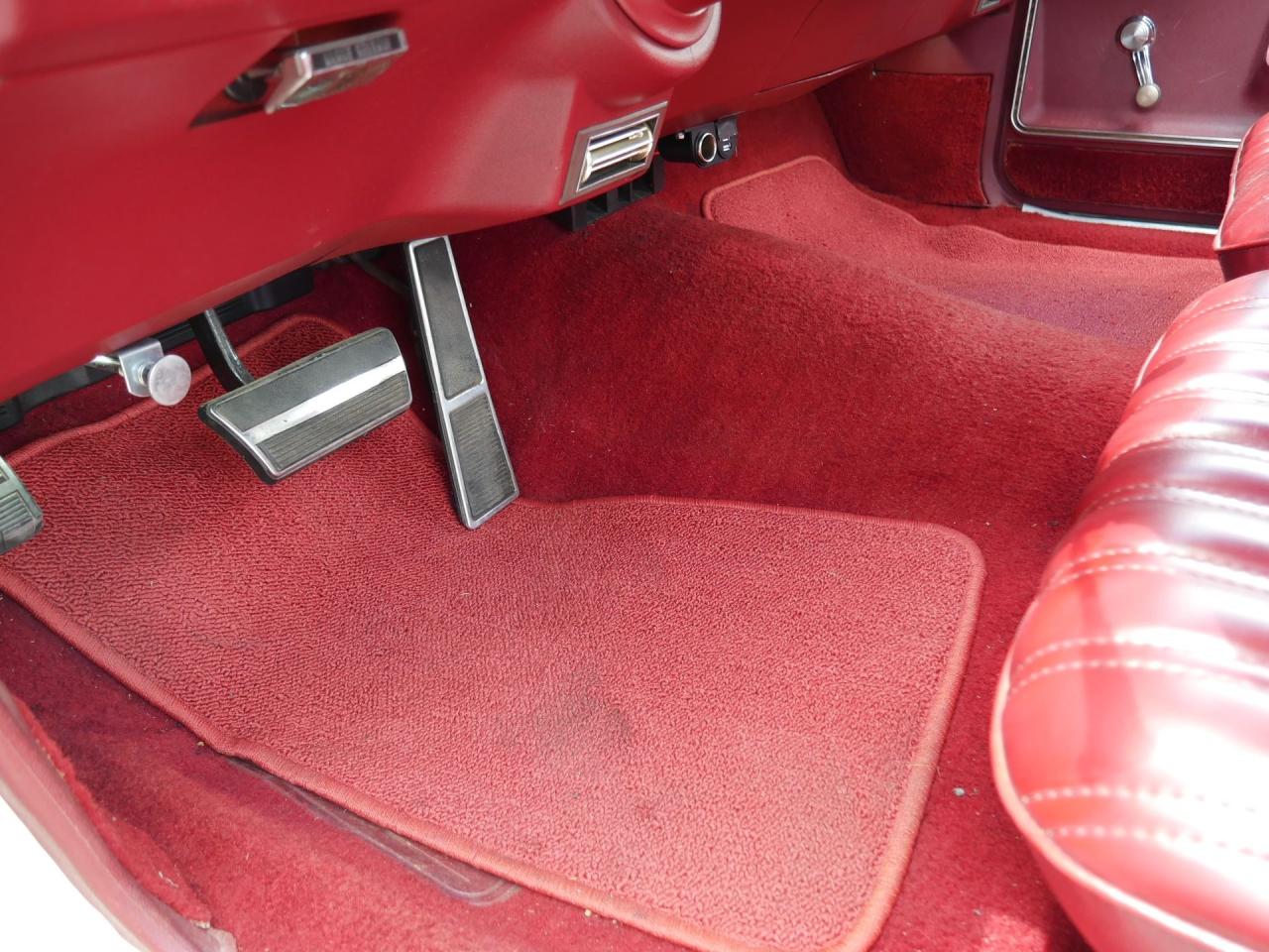 1975 Oldsmobile Delta 88 Royale Convertible