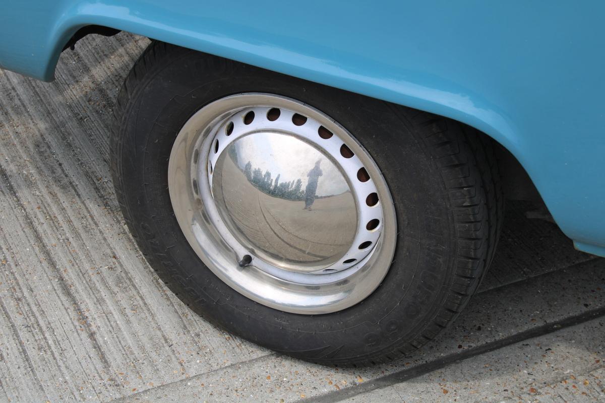 1976 Volkswagen CAMPER VAN