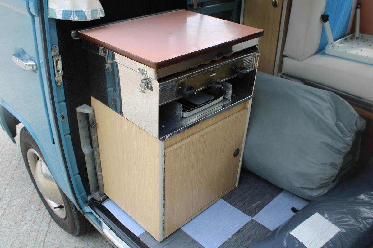 1976 Volkswagen CAMPER VAN