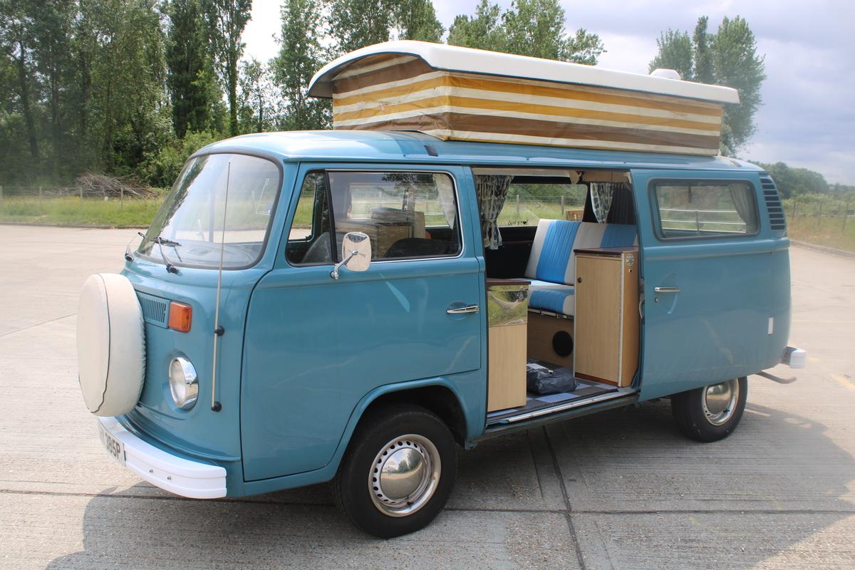 1976 Volkswagen CAMPER VAN