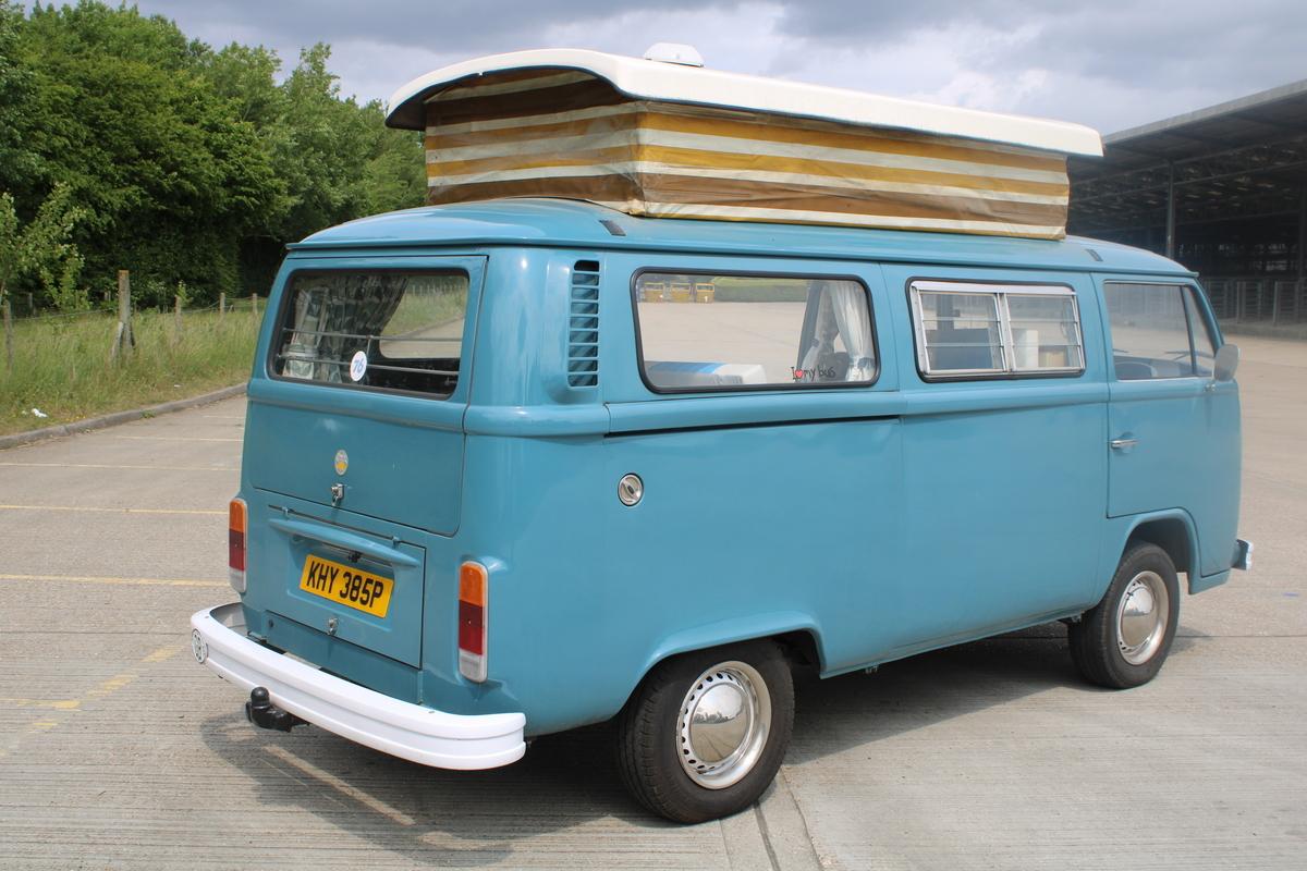 1976 Volkswagen CAMPER VAN