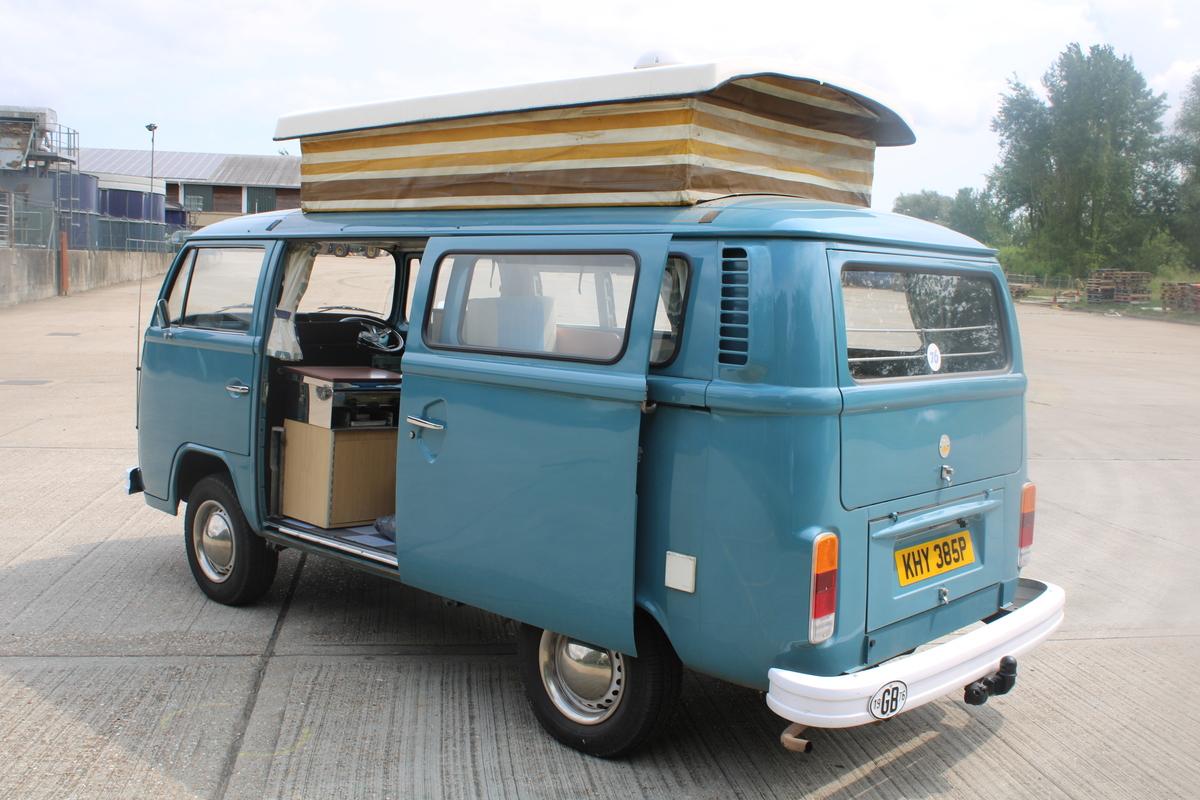 1976 Volkswagen CAMPER VAN