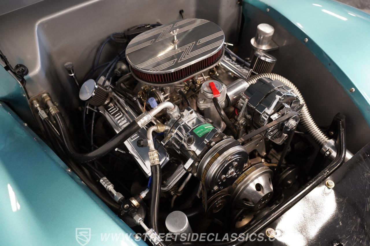 1940 Ford Deluxe