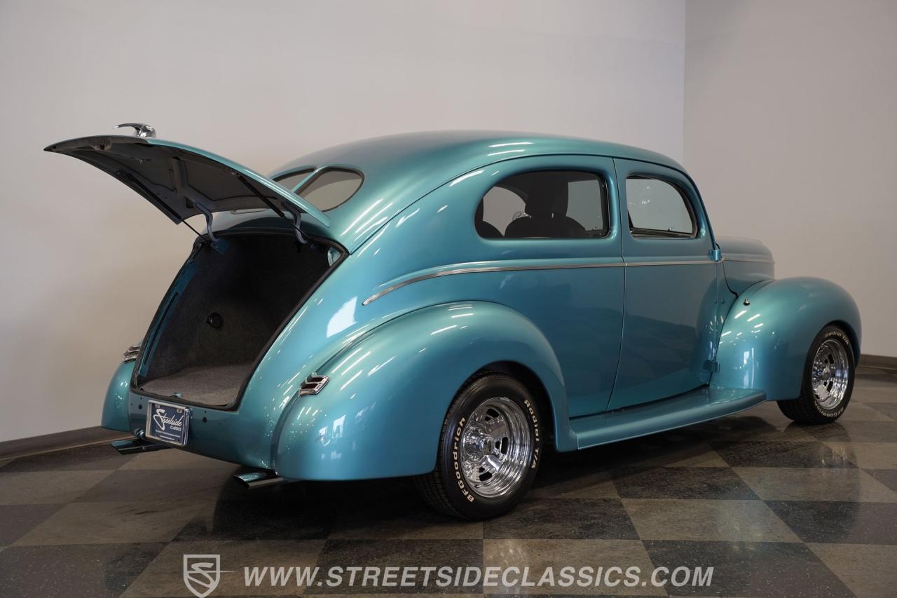 1940 Ford Deluxe