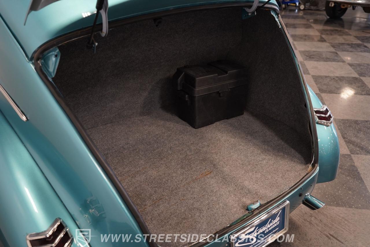 1940 Ford Deluxe