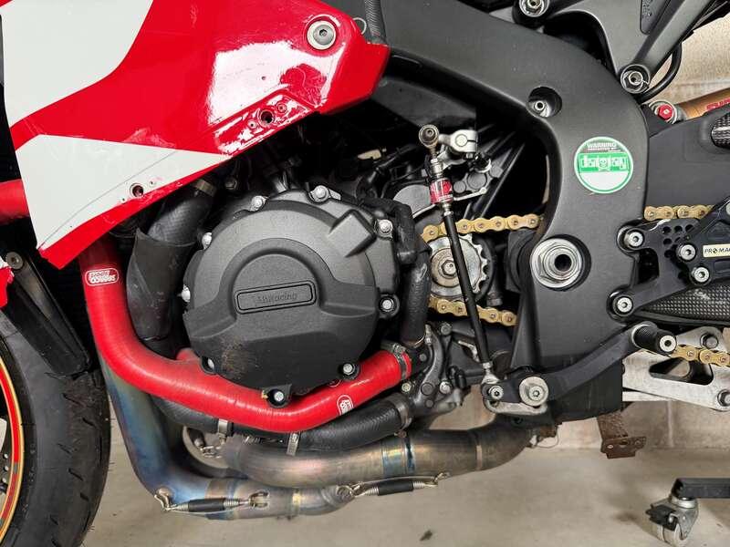 2010 Honda CBR1000RR FIREBLADE SUPERSTOCK RACE BIKE