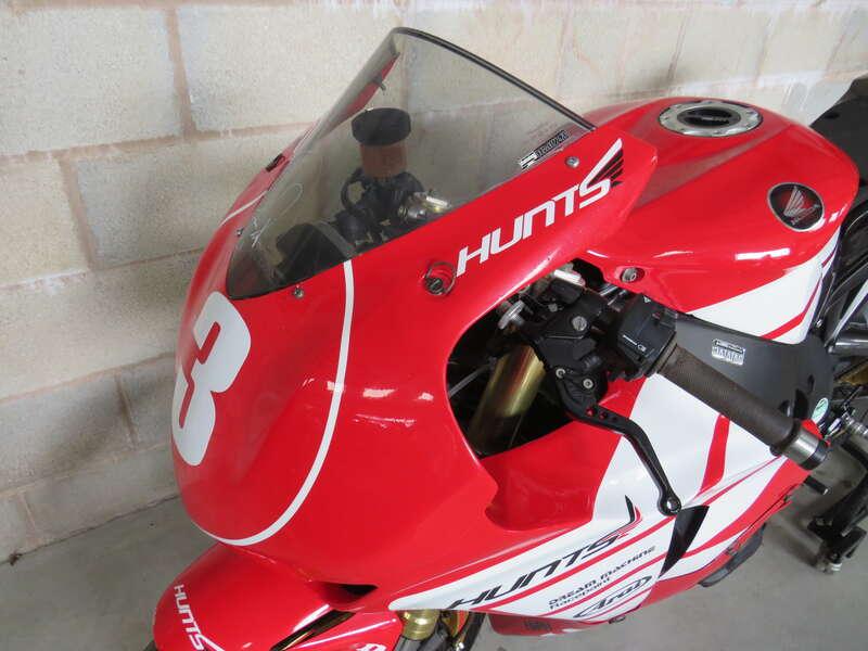 2010 Honda CBR1000RR FIREBLADE SUPERSTOCK RACE BIKE
