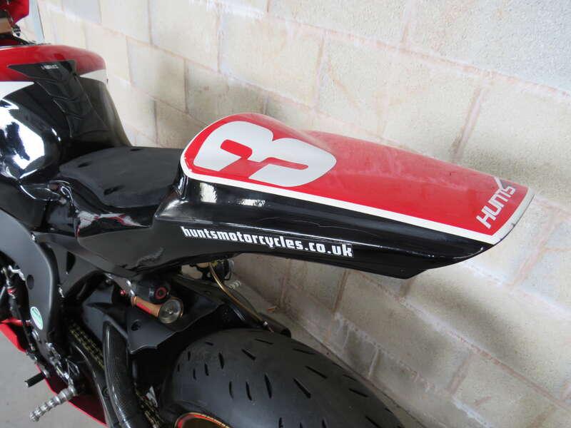 2010 Honda CBR1000RR FIREBLADE SUPERSTOCK RACE BIKE