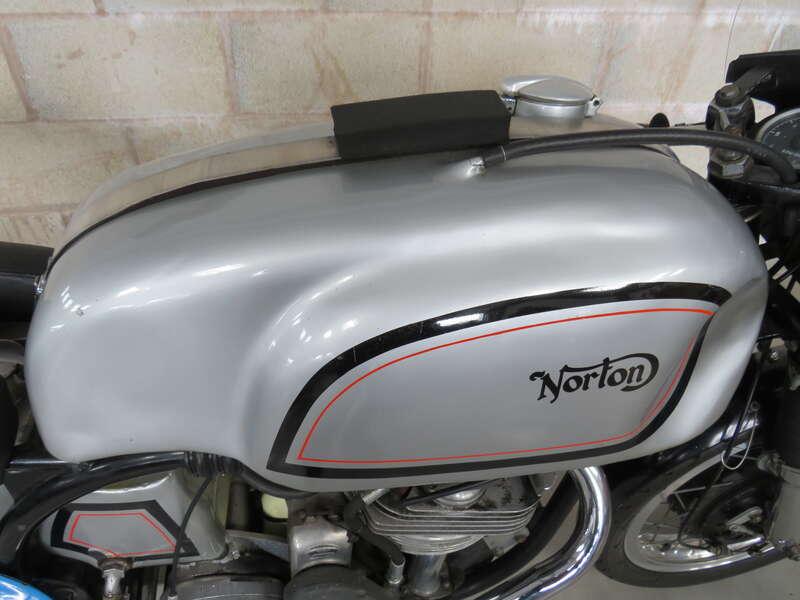 1956 NORTON MANX MODSEL 40M