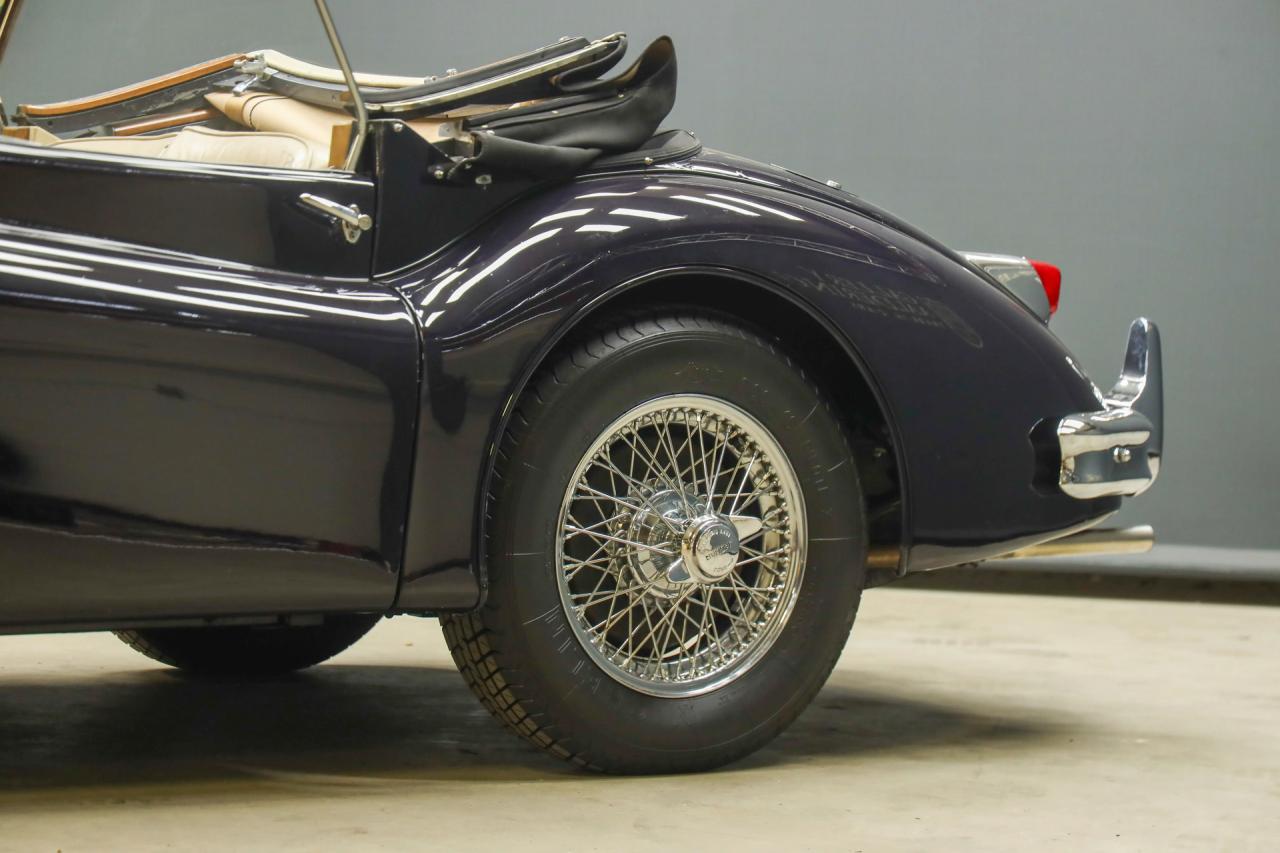 1955 Jaguar XK140 DHC &ldquo;More than 70 years in France&rdquo;
