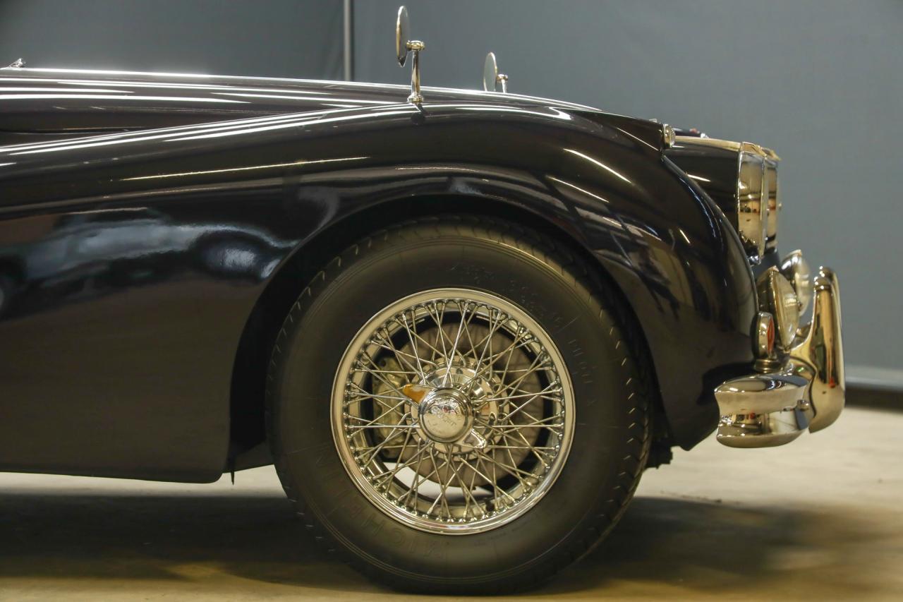 1955 Jaguar XK140 DHC &ldquo;More than 70 years in France&rdquo;