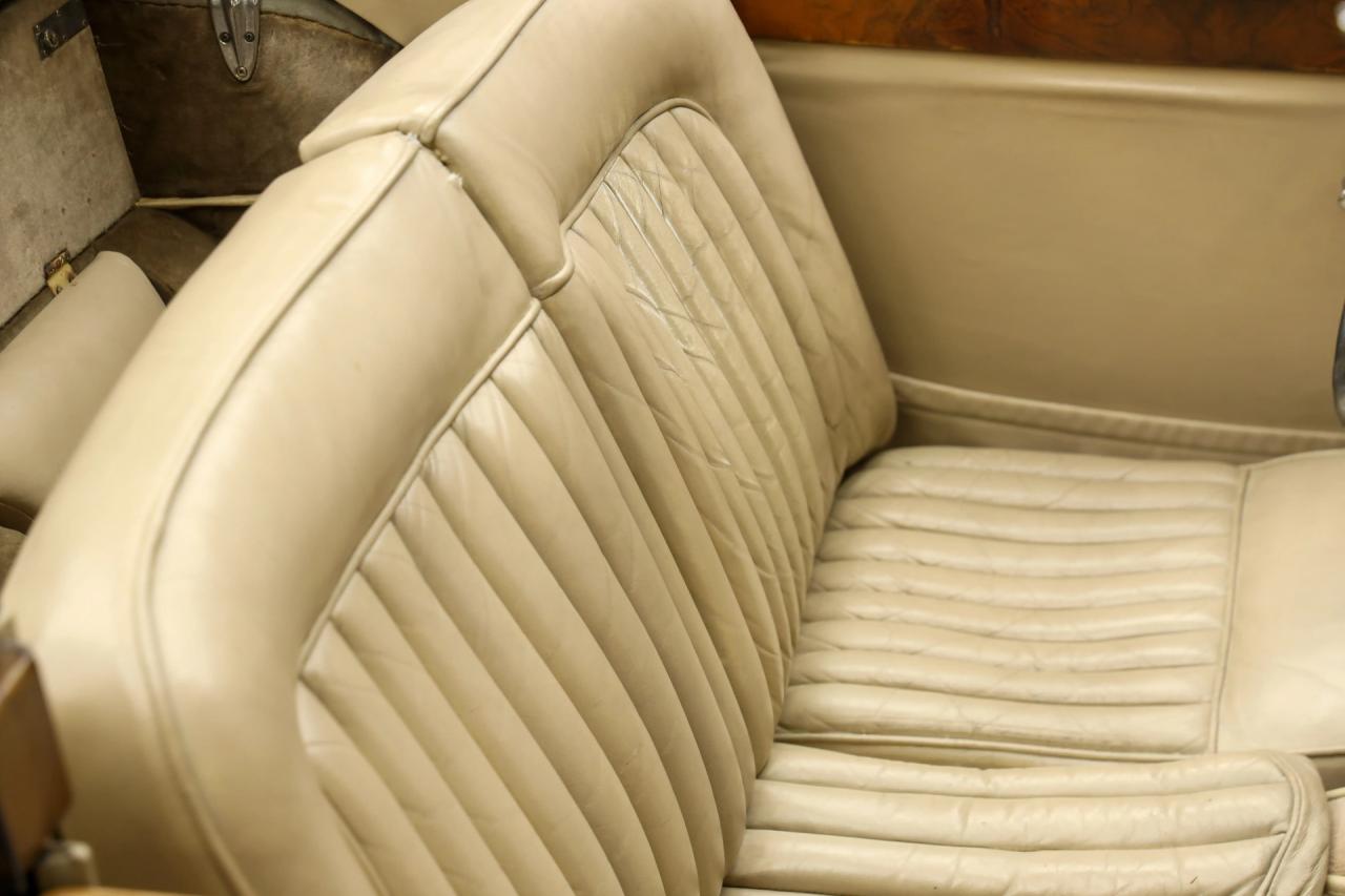 1955 Jaguar XK140 DHC &ldquo;More than 70 years in France&rdquo;