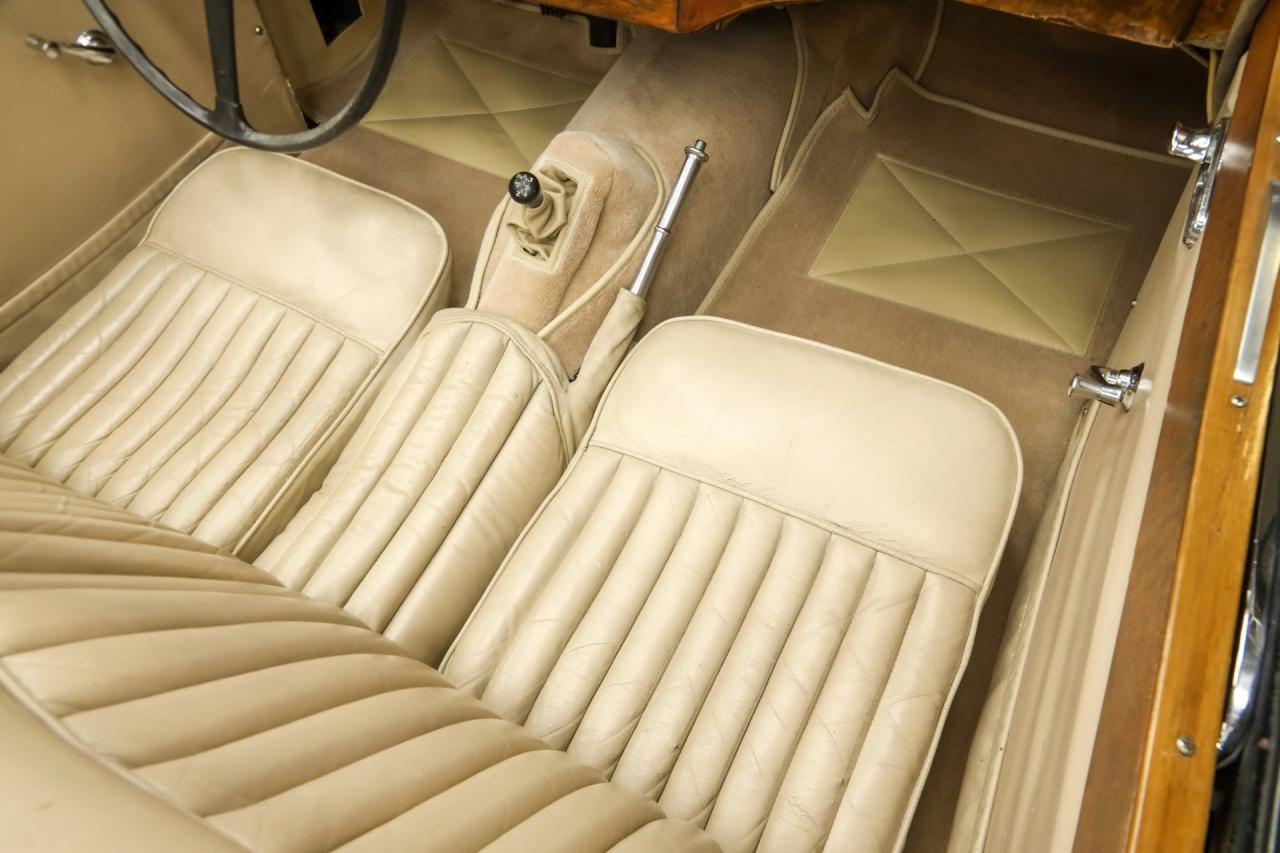 1955 Jaguar XK140 DHC &ldquo;More than 70 years in France&rdquo;