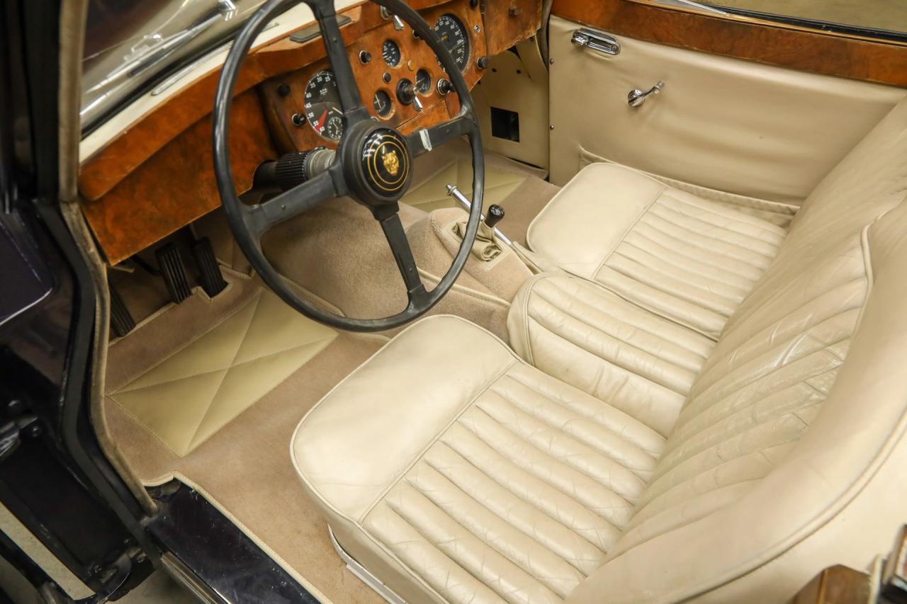 1955 Jaguar XK140 DHC &ldquo;More than 70 years in France&rdquo;