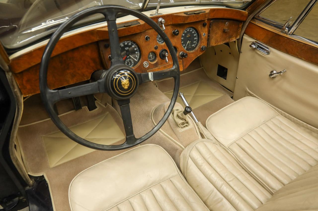 1955 Jaguar XK140 DHC &ldquo;More than 70 years in France&rdquo;