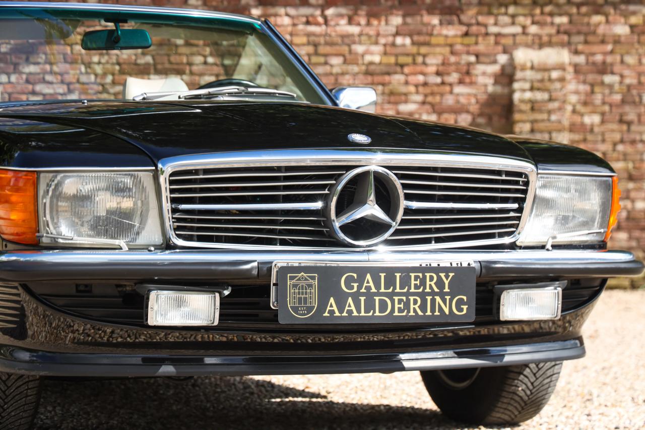 1986 Mercedes - Benz 420 SL &ldquo;The hidden strip is still there&rdquo;
