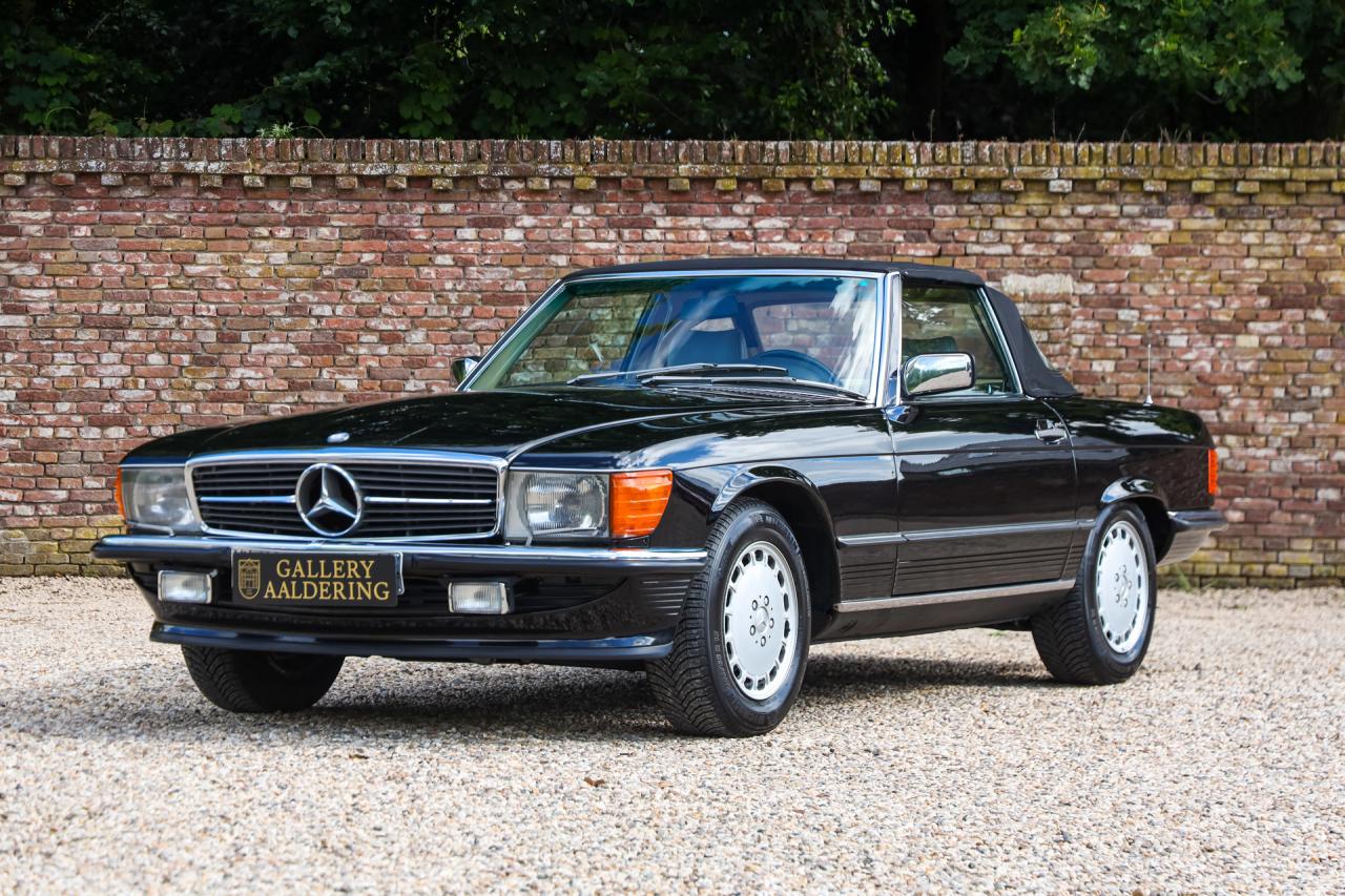 1986 Mercedes - Benz 420 SL &ldquo;The hidden strip is still there&rdquo;