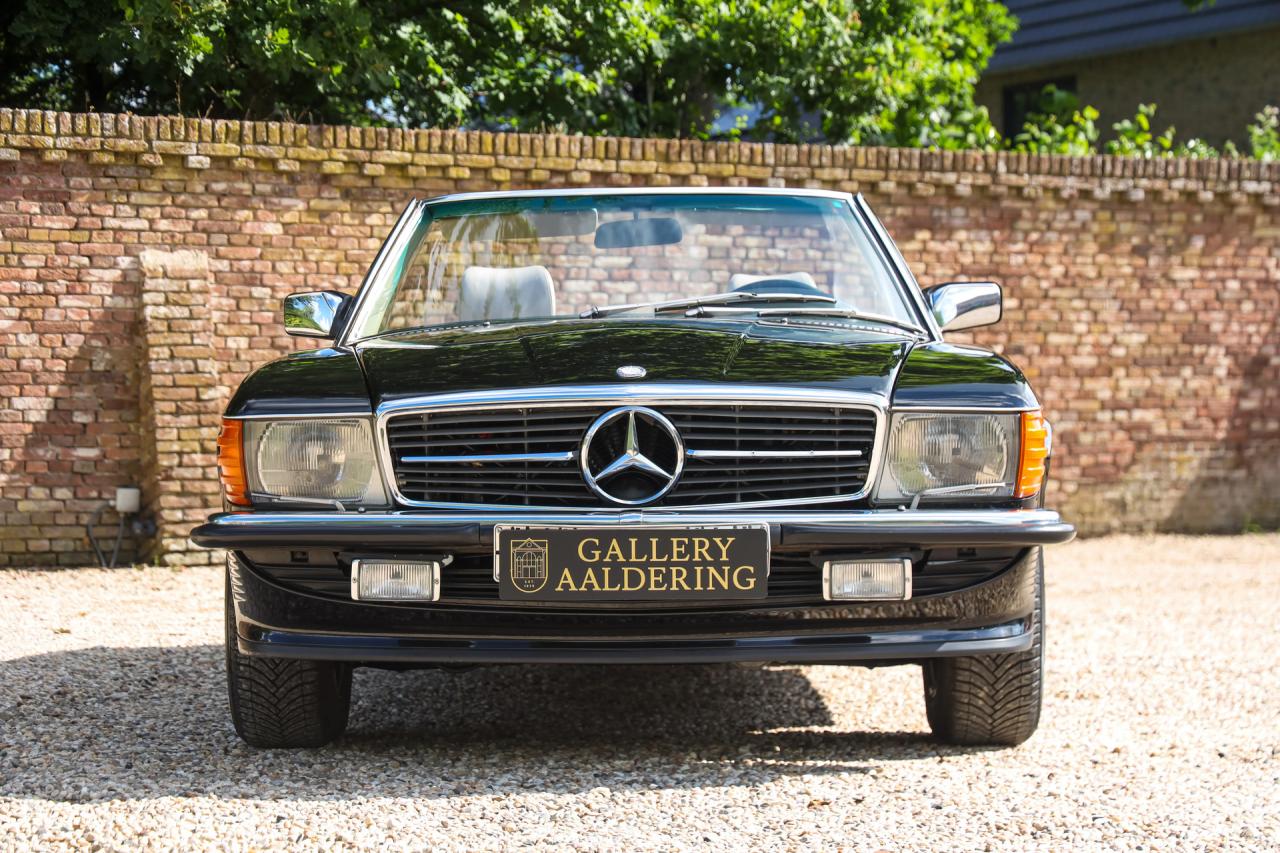 1986 Mercedes - Benz 420 SL &ldquo;The hidden strip is still there&rdquo;