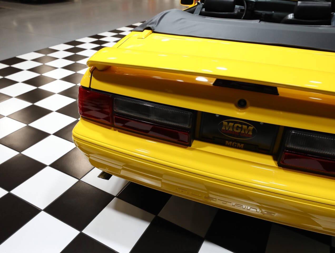 1993 Ford Mustang