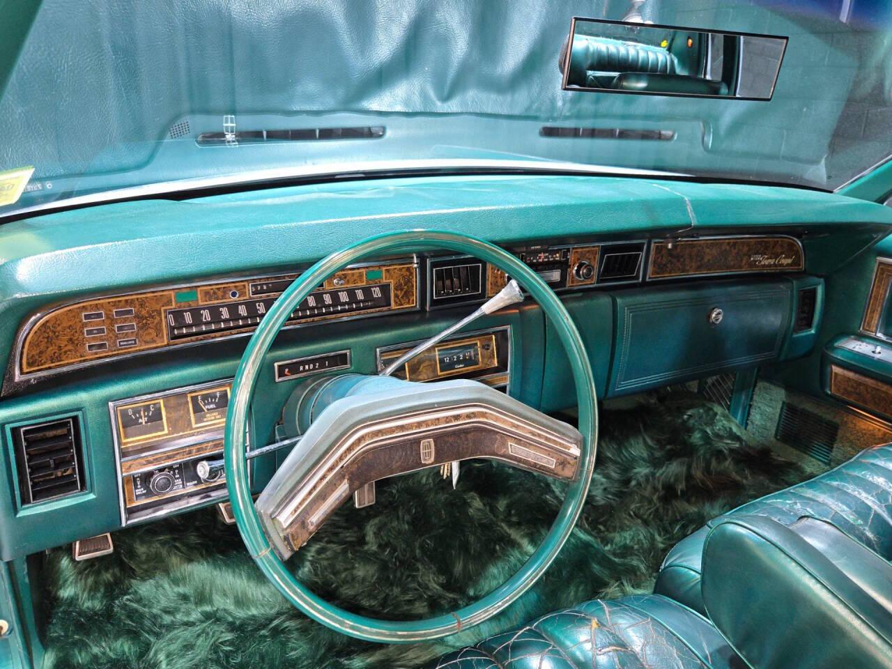 1975 Lincoln Continental
