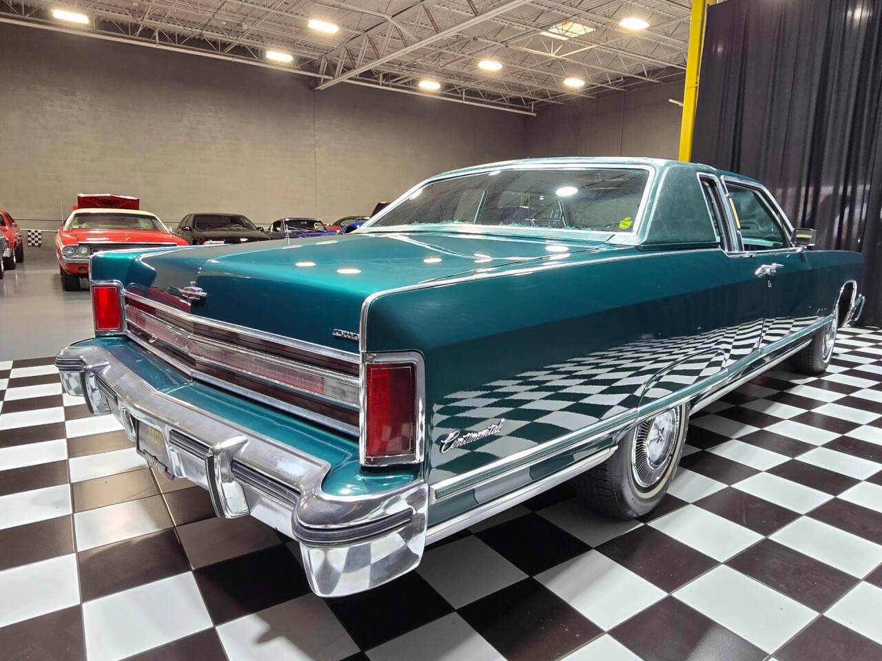1975 Lincoln Continental