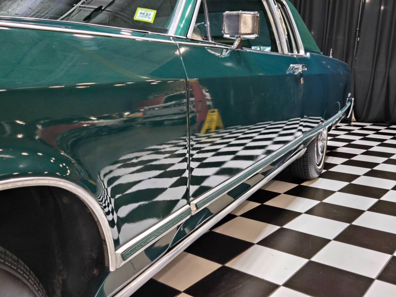 1975 Lincoln Continental