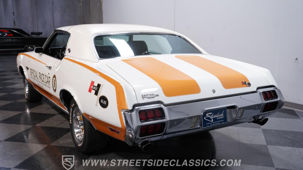 1972 Oldsmobile Cutlass Supreme Hurst/Olds Indy 500 Pace Car