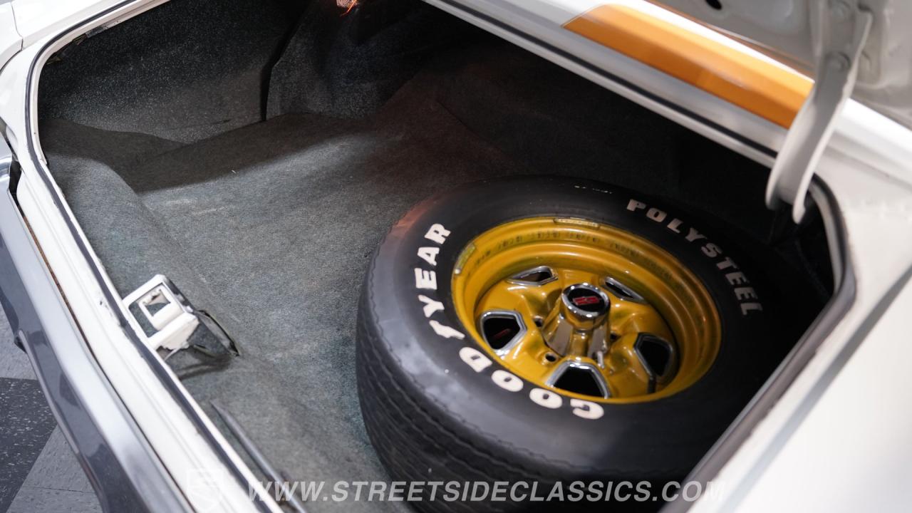 1972 Oldsmobile Cutlass Supreme Hurst/Olds Indy 500 Pace Car