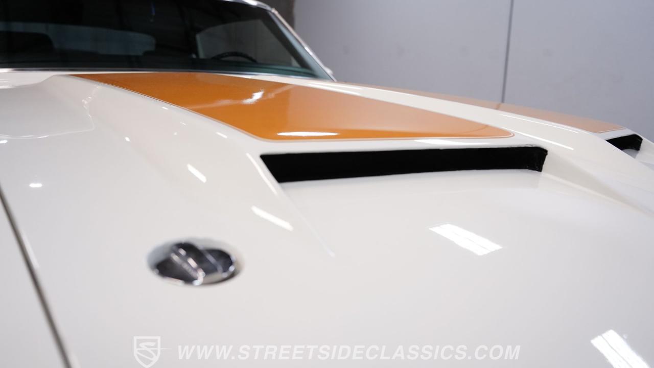 1972 Oldsmobile Cutlass Supreme Hurst/Olds Indy 500 Pace Car