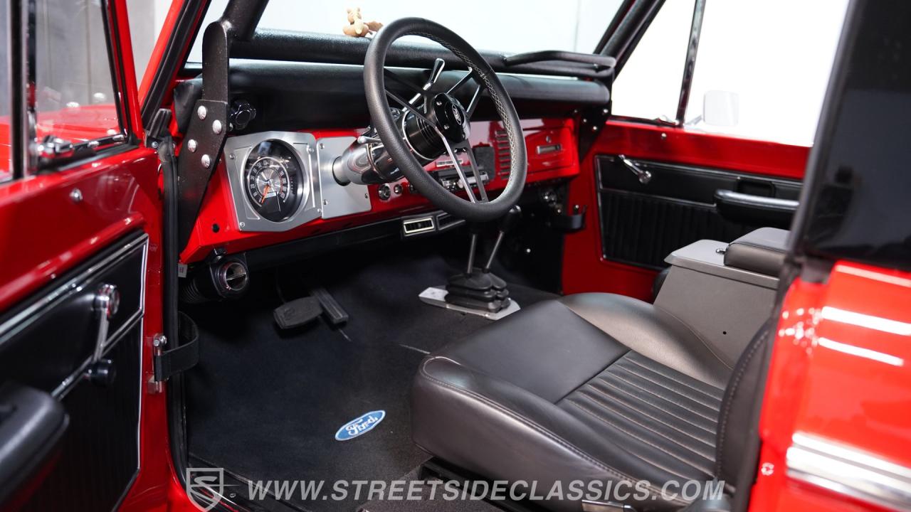 1972 Ford Bronco 4x4 Restomod
