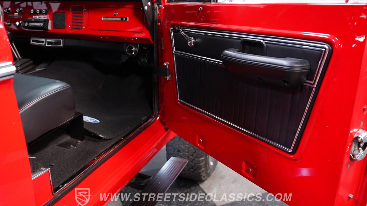 1972 Ford Bronco 4x4 Restomod