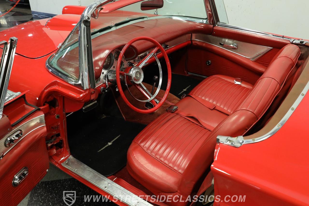 1957 Ford Thunderbird